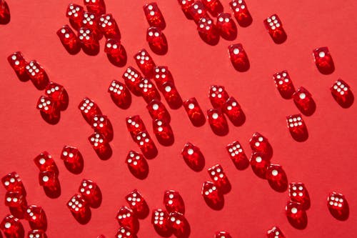 Casinohuone Kolikkopelit: Parhaat Kasinopelitarjonnat Suomalaisille Pelaajille