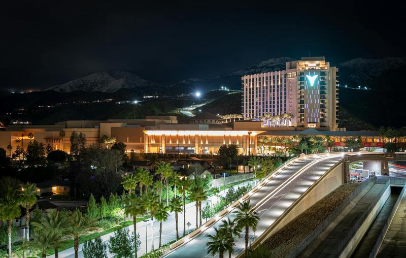 stock-photos-casino-slots