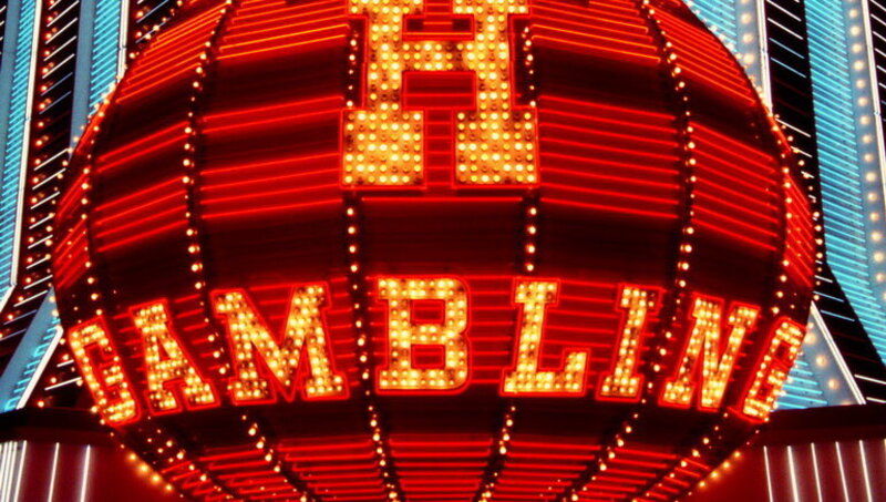 casino wheels and chips