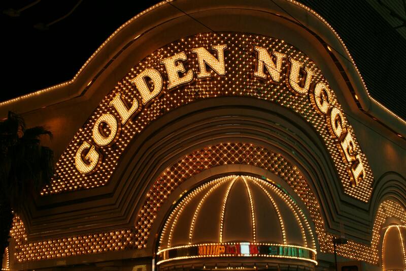 stock-photos-casino-slot-machines