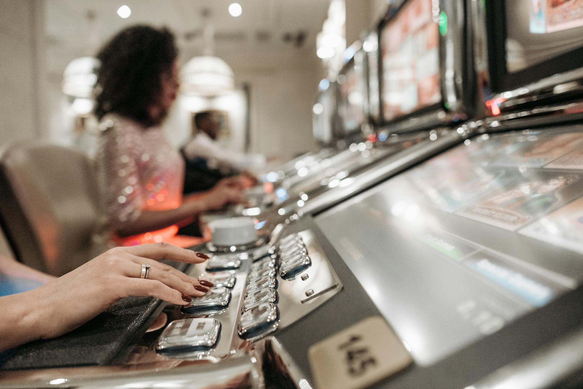 slot machines on screen